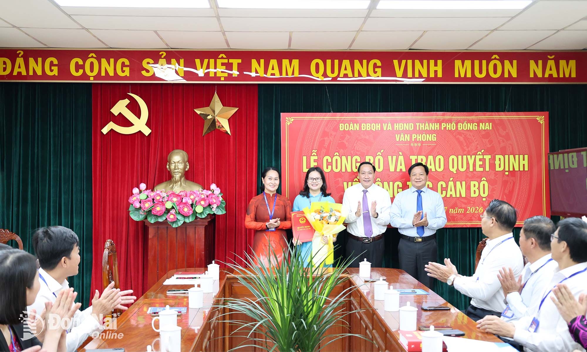 Bà Nguyễn Thị Hương được bổ nhiệm giữ chức Phó Chánh văn phòng Đoàn đại biểu Quốc hội và HĐND thành phố